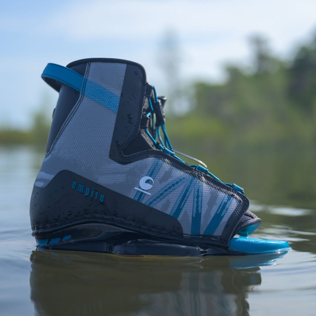 Connelly Reverb Wakeboard W/Empire Bindings - Lure Me - Online Fishing Tackle