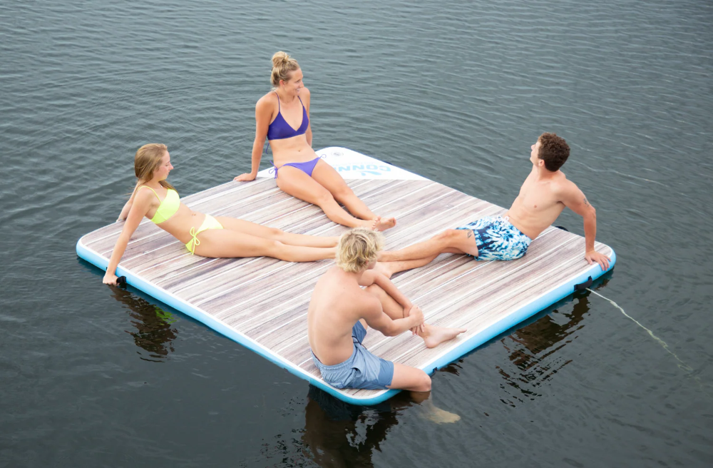 Connelly Party Cove Dock Deluxe - Lure Me - Online Fishing Tackle