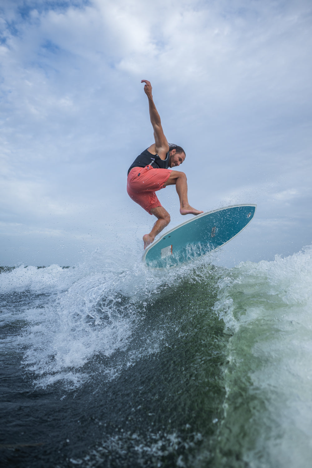 Connelly Bentley Wakesurf Board - Lure Me - Online Fishing Tackle
