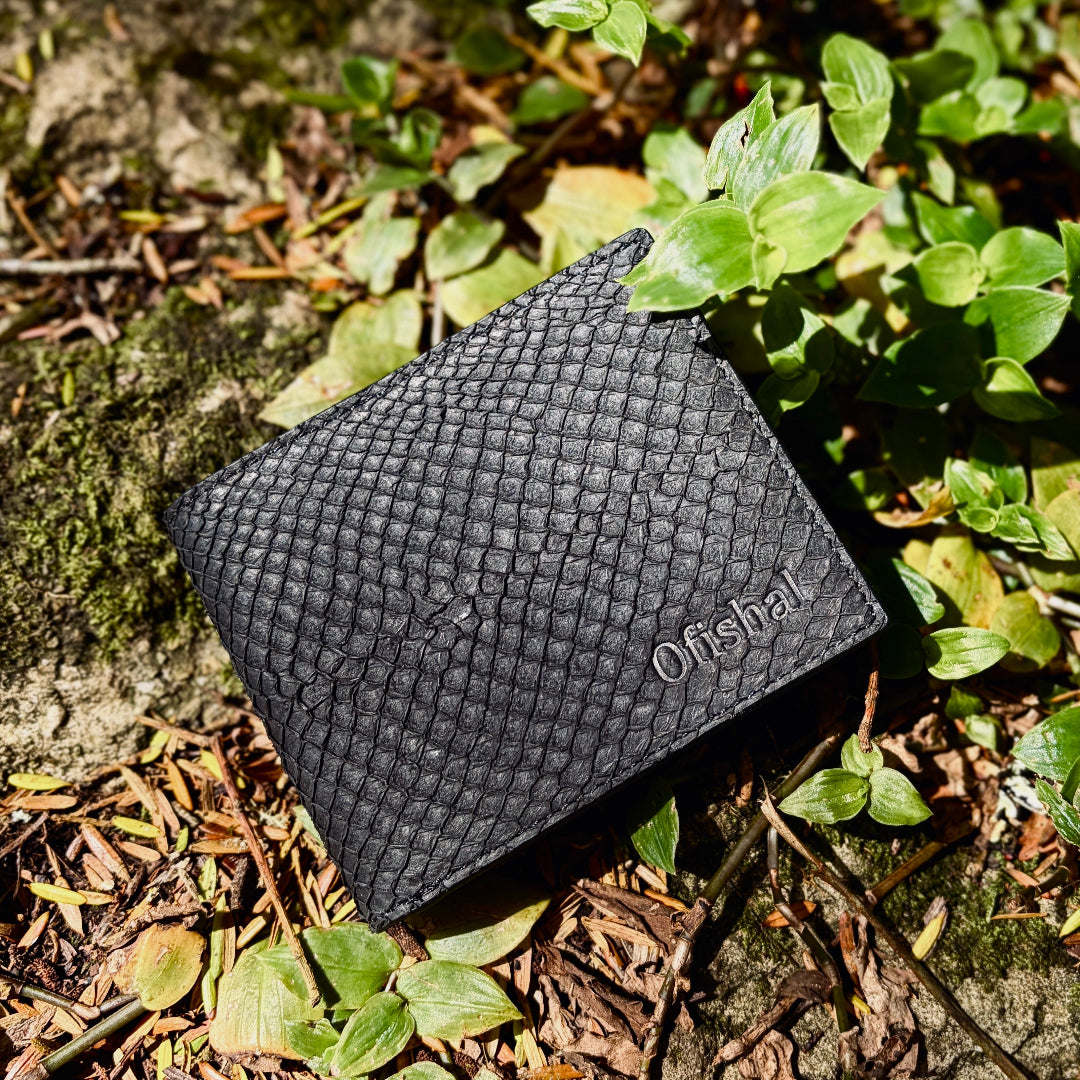 Fish Leather Bifold Wallet – Premium Fishing Gift