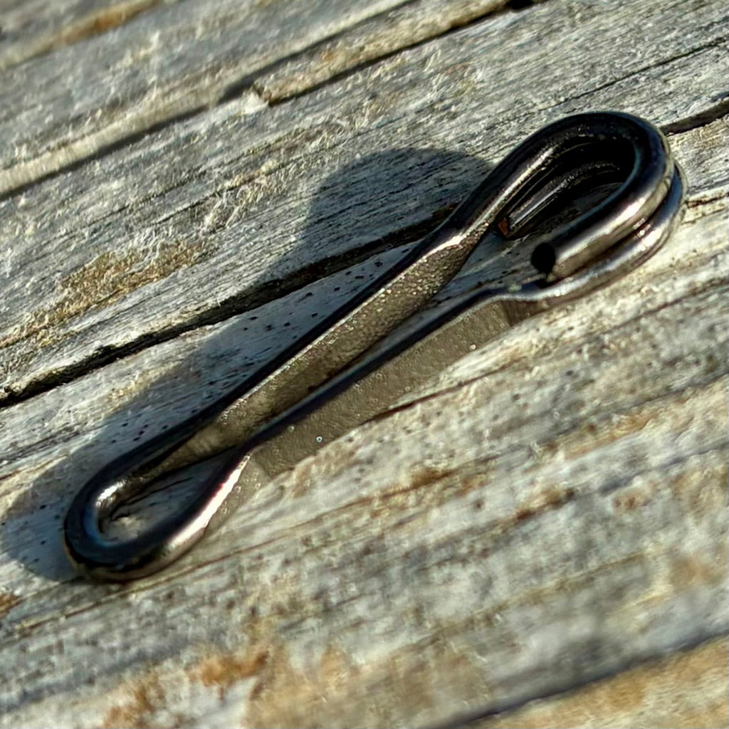 inova rhino jig head or lure clip that wont come off